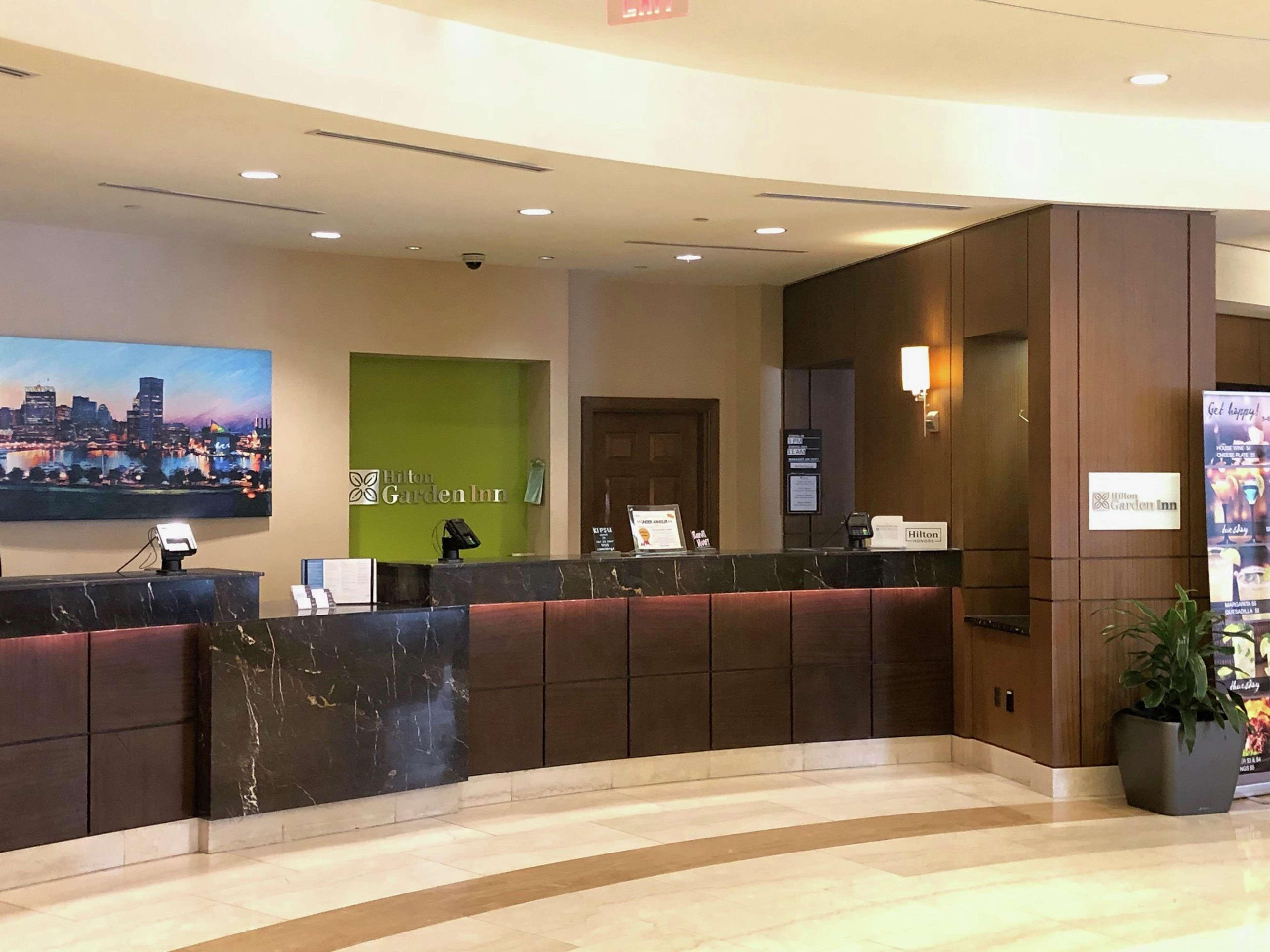 Hilton Garden Inn Baltimore Inner Harbor Экстерьер фото