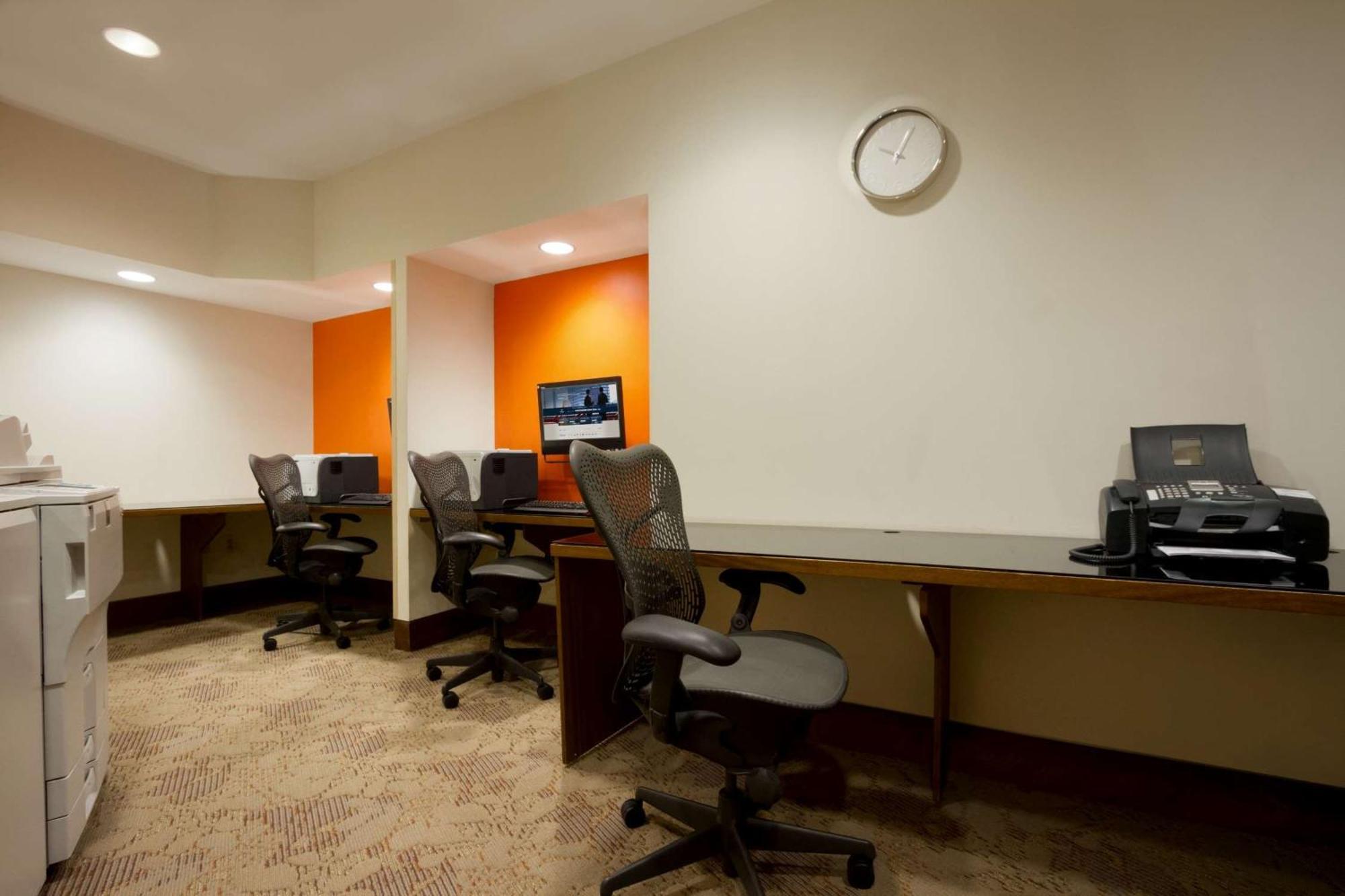 Hilton Garden Inn Baltimore Inner Harbor Экстерьер фото