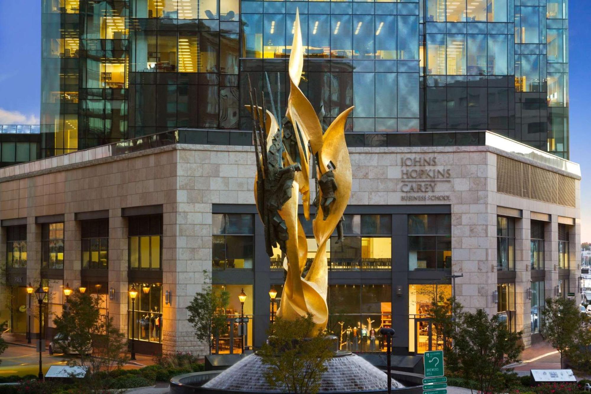 Hilton Garden Inn Baltimore Inner Harbor Экстерьер фото