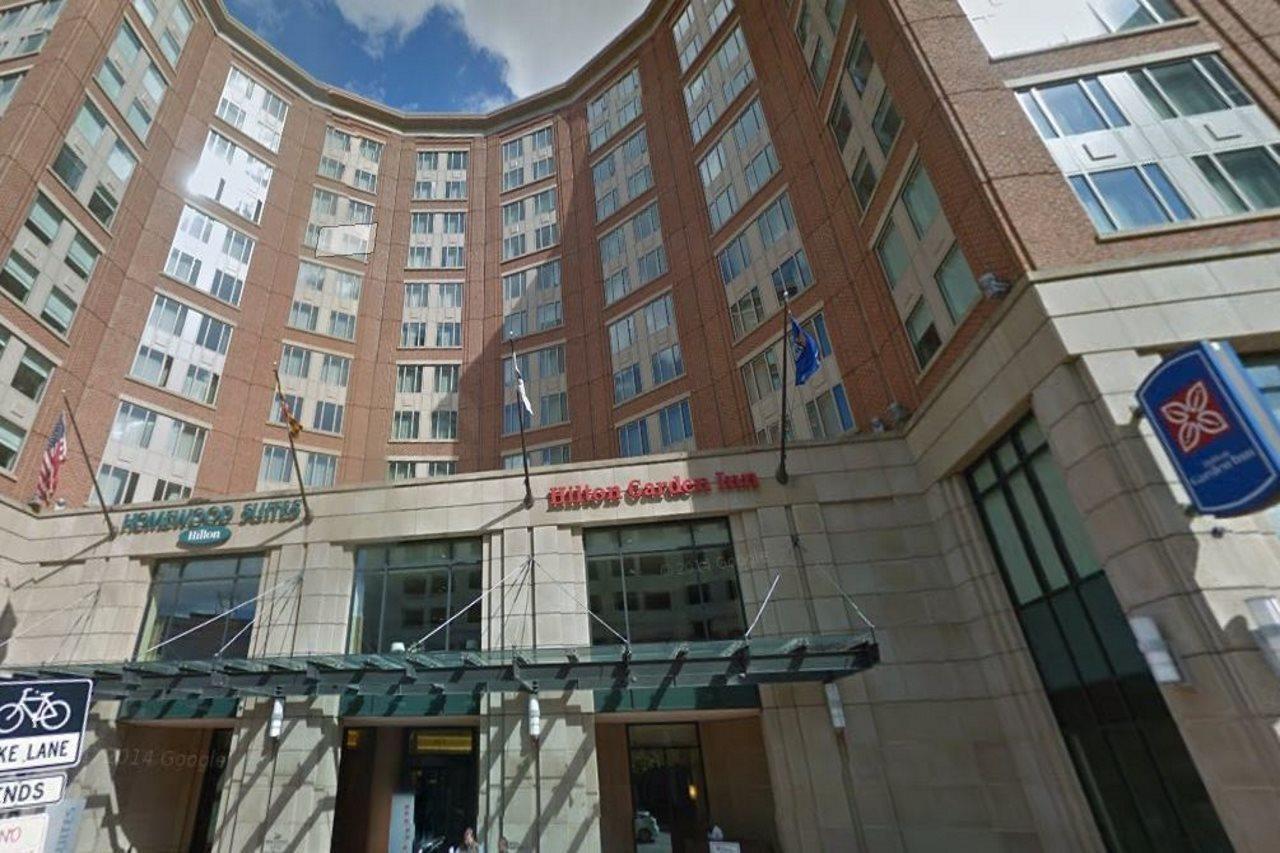 Hilton Garden Inn Baltimore Inner Harbor Экстерьер фото